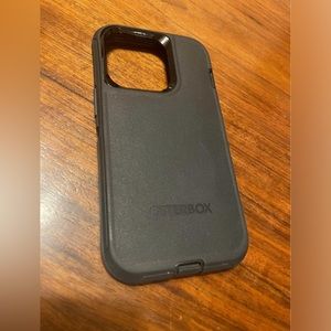 iPhone 13 Pro OTTERBOX Phone
Case